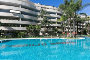 https://cdn.resales-online.com/public/vfg5a1ae82/properties/a9d4bb34912011ef84cf0217bc231ef4/w1200/1-7980e48d732b6fc85c14b43b94d2aa54.jpg?v=1729679481
