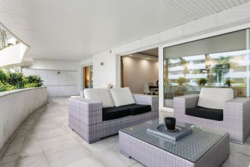https://cdn.resales-online.com/public/vfg5a1ae82/properties/a9d4bb34912011ef84cf0217bc231ef4/w1200/5-3595ad71cbd87be6c3643a4285ef4791.jpg?v=1729679481